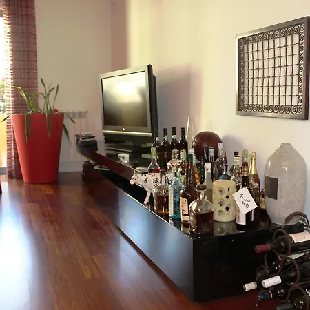 Luxury W/ Garage Apartment Lissabon