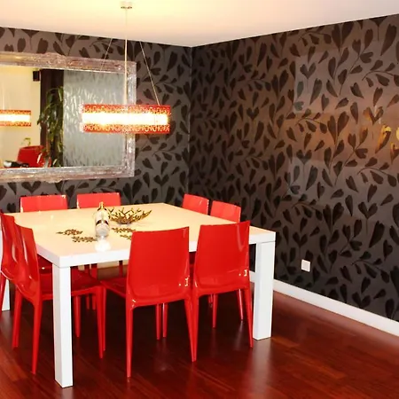 Lejlighed Luxury W/ Garage *